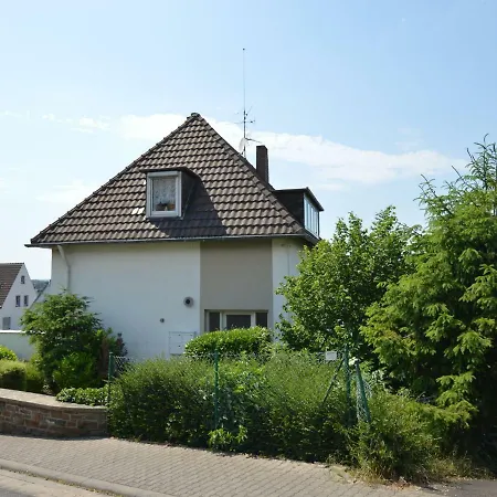 Cozy In Urbar With A River View